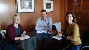 Jordi Mora (en el centro) es presidente de PIMEM