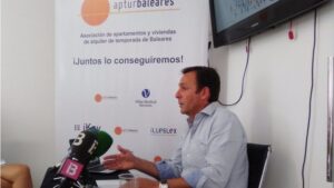 Imagen del presidente de Aptur, Juan Estarellas