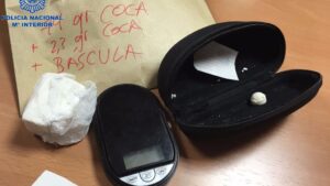 La Polic&iacute;a Nacional incaut&oacute; al detenido 100 gramos de coca&iacute;na y 300 euros