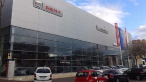 Concesionario Amcars en el Pol&iacute;gono de Son Castell&oacute;