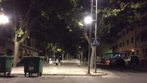 iluminaci&oacute;n farola calle