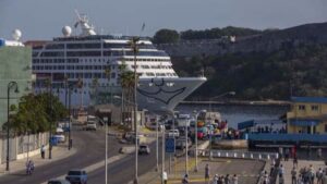 Antiguo puerto de La Habana, junto al Malec&oacute;n