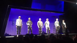 teatro escuadra hacia la muerte