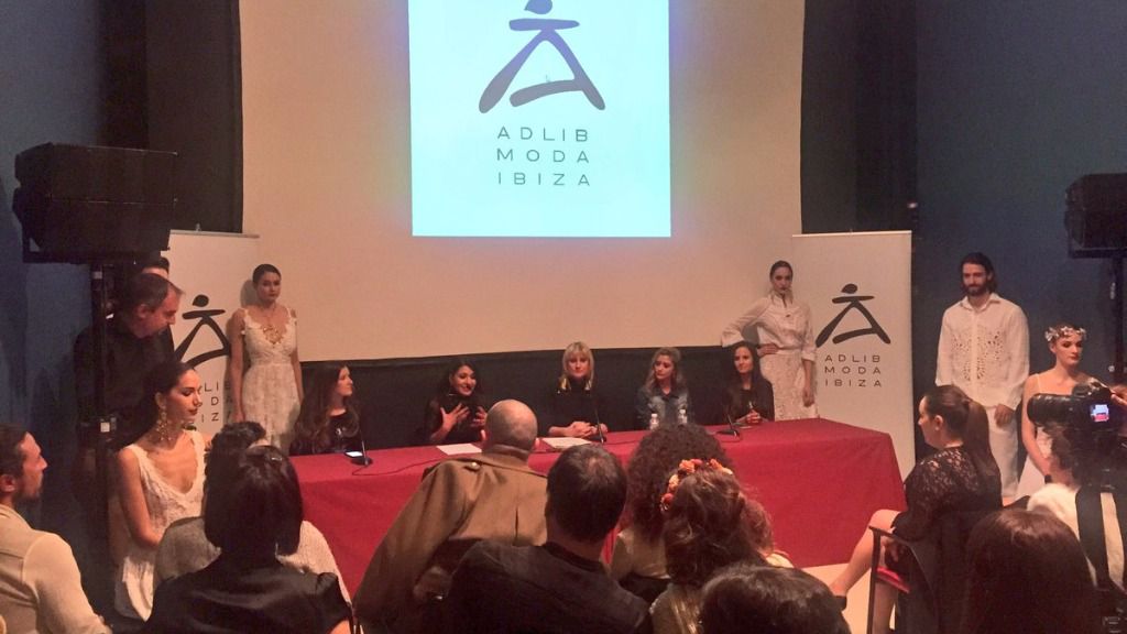 presentacion fitur adlib 2017