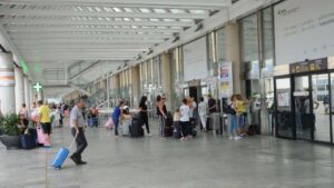 aeropuerto son sant joan avion