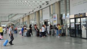 aeropuerto son sant joan avion