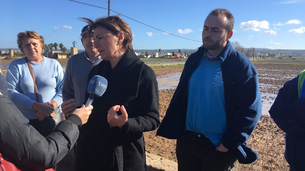 Marga Durán ha visitado el Pla de Sant Jordi y se ha reunido con vecinos de la zona