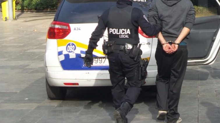 policía local