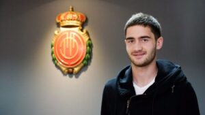 El jugador serbio llega cedido hasta final de temporada