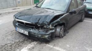 Imagen del veh&iacute;culo que ha causado los da&ntilde;os (Jaume Sans&oacute;)