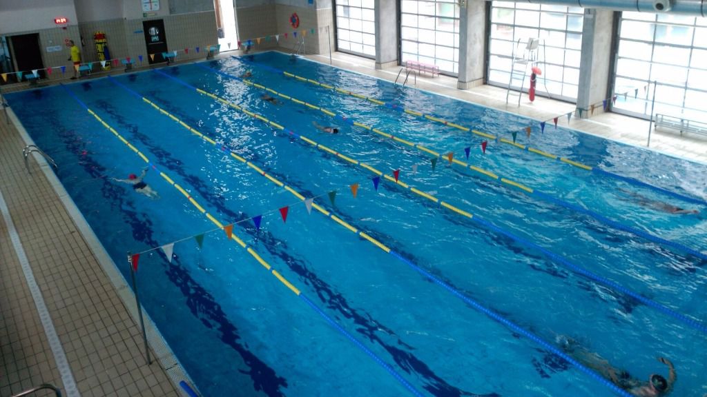 piscina polideportivo