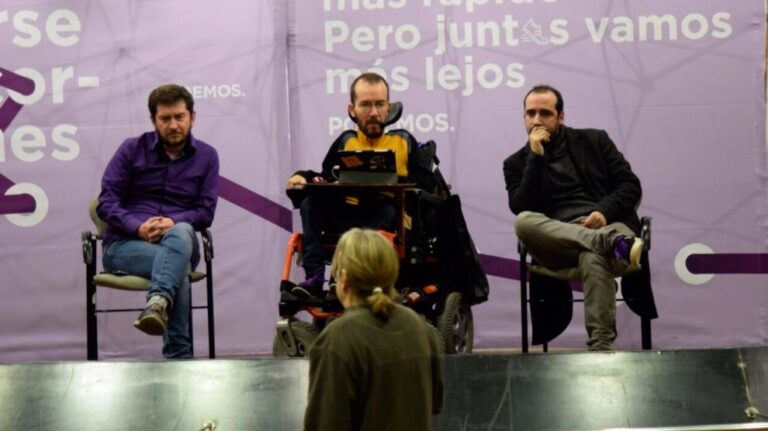El secretario de Organización acompañado de Jarabo y López