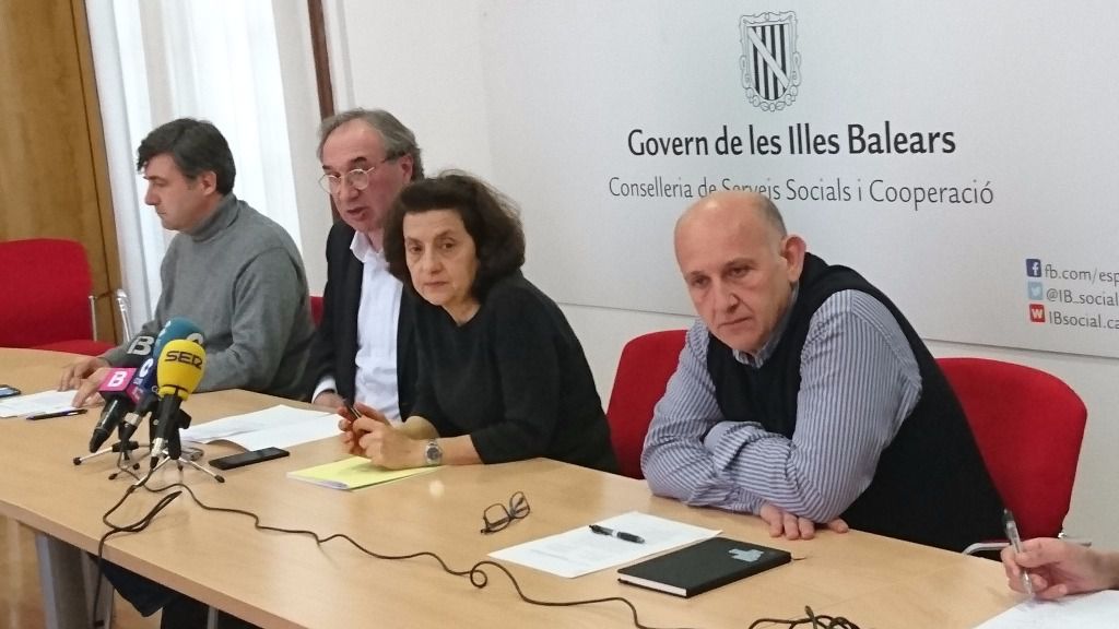 Los consellers Fina Santiago y Martí March han hecho el anuncio