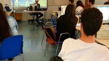 Para la OCDE, la inserción en el mercado laboral es más complicada