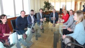 reunion marc pons vecinos es fornas