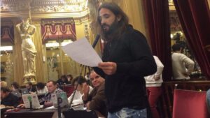 Jarabo ha criticado a sus socios pol&iacute;ticos que no sea aceptada la propuesta porque es "carpintero met&aacute;lico"