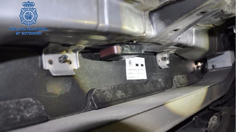 El dispositivo ofrecía la ubicación y además, grababa conversaciones