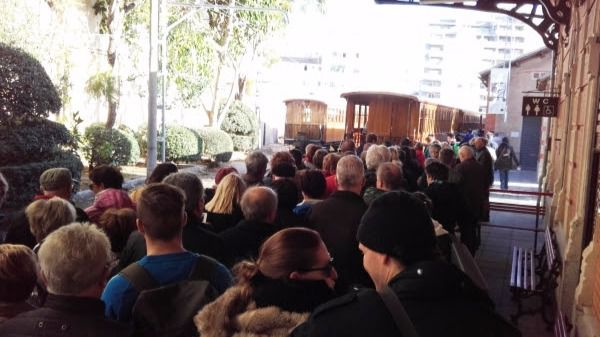 Este lunes se reanuda el servicio de tren y tranvía con los horarios de invierno
