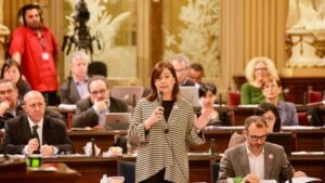 La presidenta se ha mostrado dura con los populares