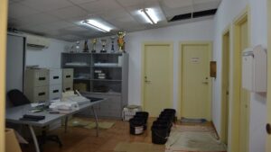 Se ha visto afectada la nave principal, donde est&aacute;n los coches, y una oficina