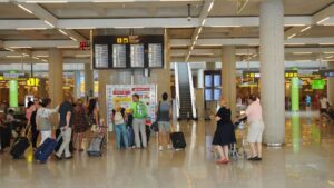 aeropuerto son sant joan avion