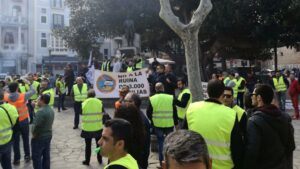 Primeros pasos de la manifestaci&oacute;n. Fotograf&iacute;a: Cristina Su&aacute;rez.