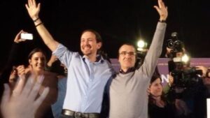 El l&iacute;der de Podemos Pablo Iglesias junto al diputado por Balears Juan Pedro Yllanes
