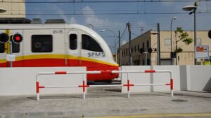 paso a nivel tren
