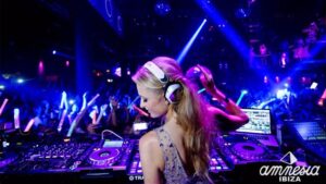 paris hilton amnesia