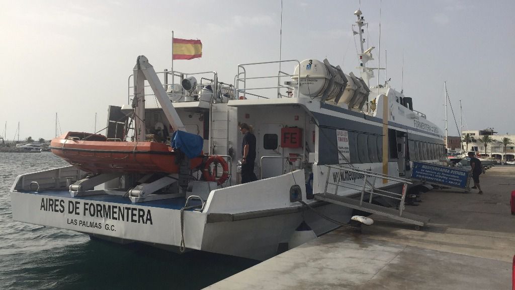 ferri formentera puerto savina