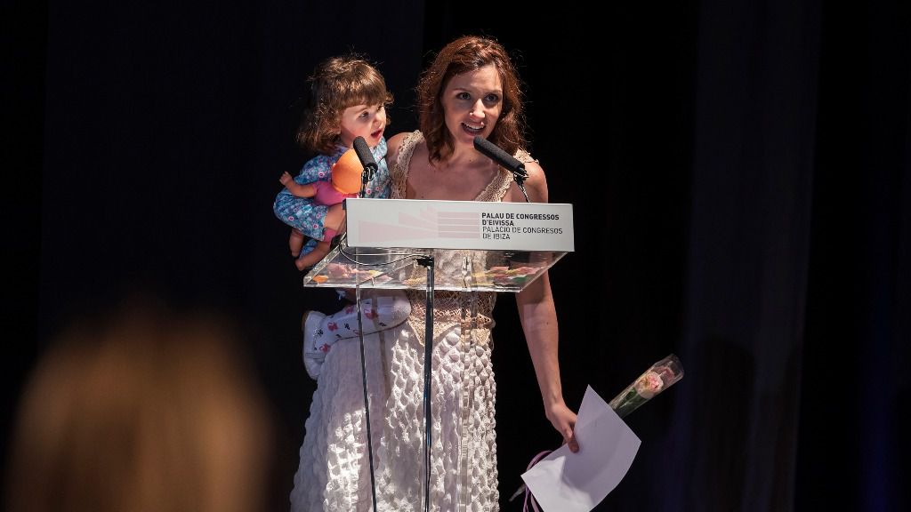 Laura Ferrer con su hija