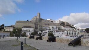 baluart santa llucia dalt vila