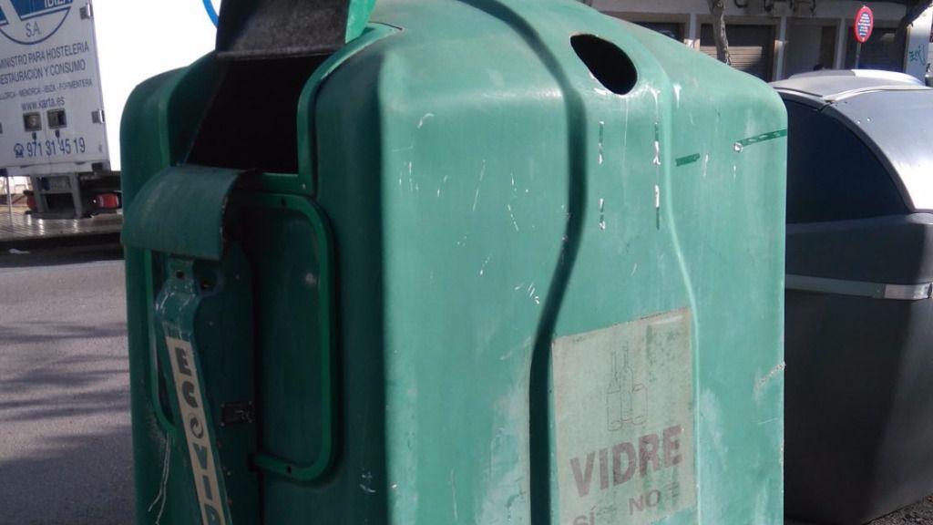 contenedor vidrio vila