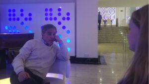 Un momento de la entrevista con el showman en Palma