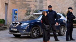 Polic&iacute;a Nacional