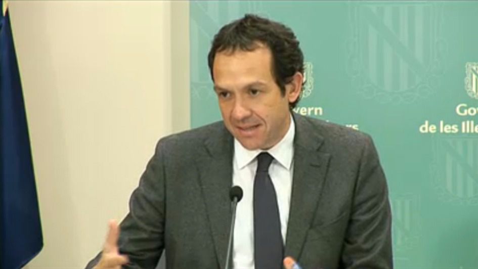 Marc Pons es conseller de Territorio, Energía y Movilidad