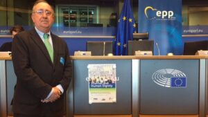 Agust&iacute; Buades Bruselas