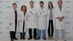 El Dr. Jos&eacute; Maria Garc&iacute;a, la Dra. Cristina Pine&ntilde;o, el Dr. Xavier Gonz&aacute;lez, el Dr. Juan Jos&eacute; Segura, la Dra. Patricia Jimenez y el Dr. Rafael Morales