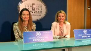 Prohens y Riera este lunes en el Parlament