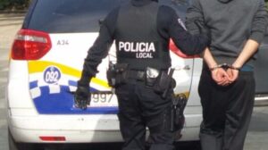 polic&iacute;a local