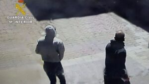 La Guardia Civil investig&oacute; las c&aacute;maras de seguridad de la zona