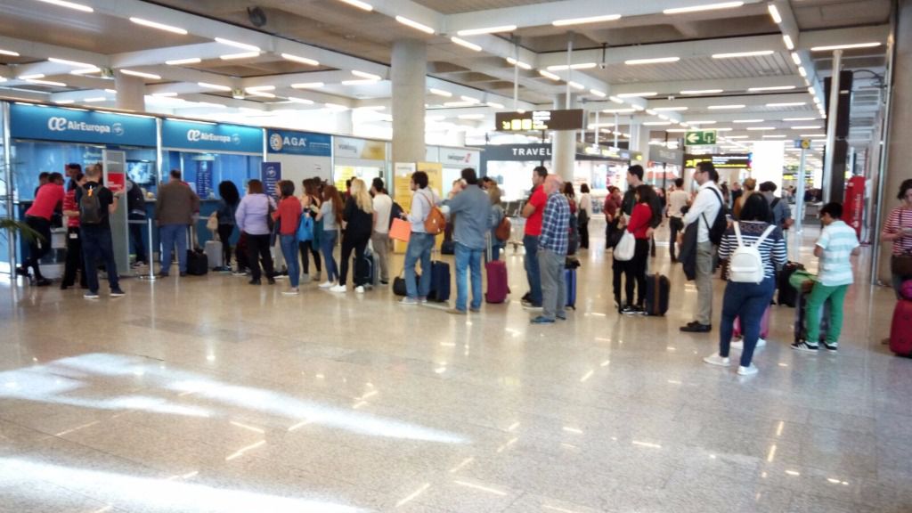 Miles de afectados a las puertas de las vacaciones