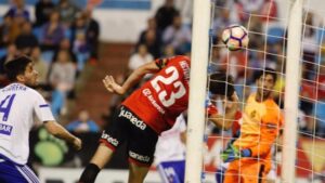 Remate a gol del Zaragoza