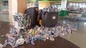 aeropuerto huelga limpieza basura