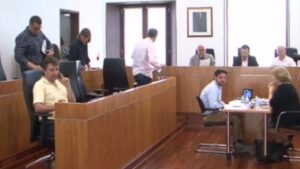 pleno ayuntamiento vila concejales pp abandonan