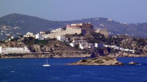 dalt vila
