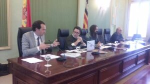 El conseller Marc Pons durante su comparecencia en el Parlament