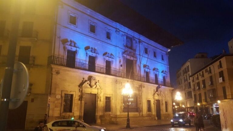 Cort iluminado