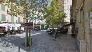 pla&ccedil;a de sa bassa manacor