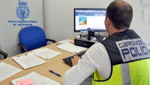 Polic&iacute;a Manacor